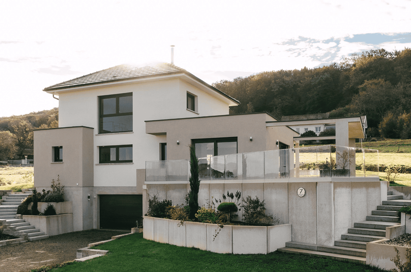 maison architecte toit plat deux escaliers
